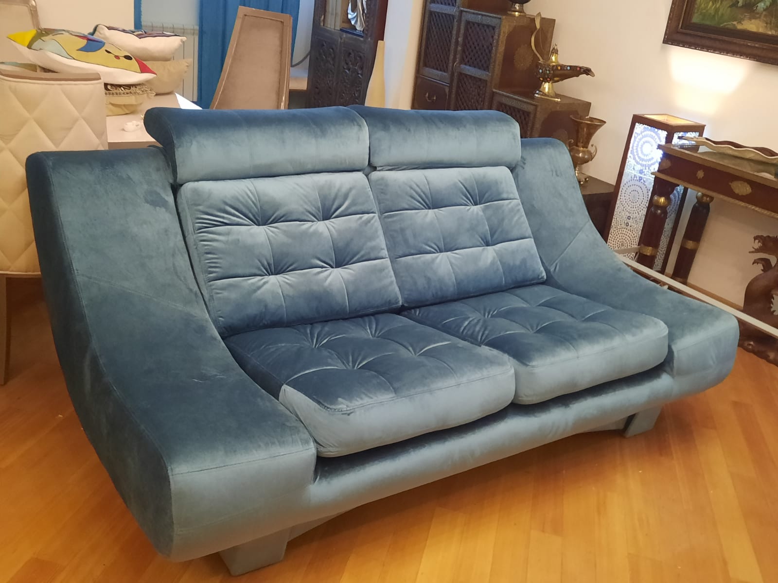 Обивка дивана на дому. Абаза